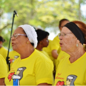 Evento na Praça Irmã Dulce leva música e orientações de saúde para os idosos